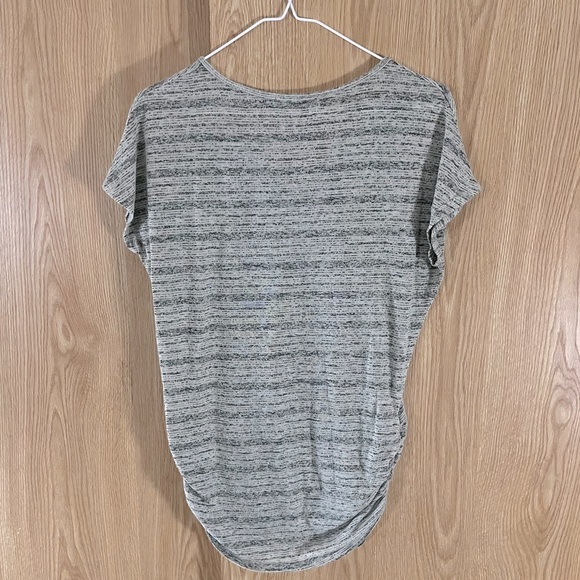 Shades of Gray Scrunched Sides X-Long Top - Picture 2 of 3